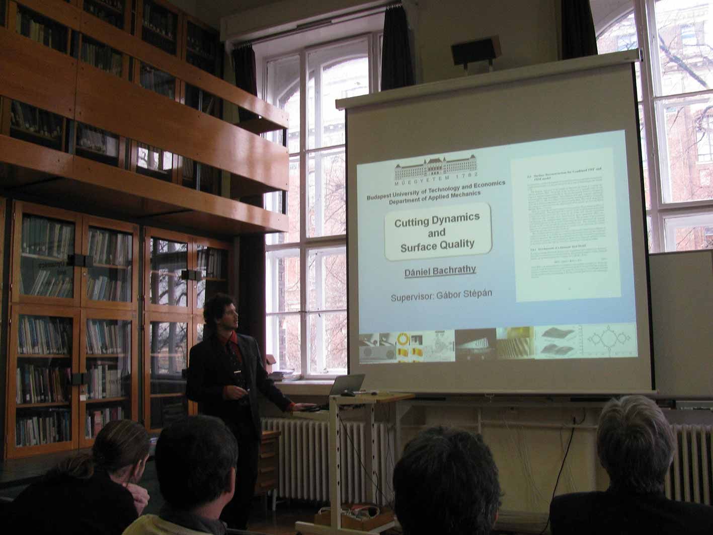Dániel Bachrathy, presentó su tesis doctoral